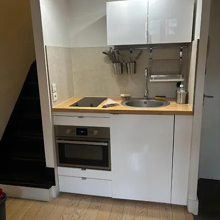 Le Charme Apartment *